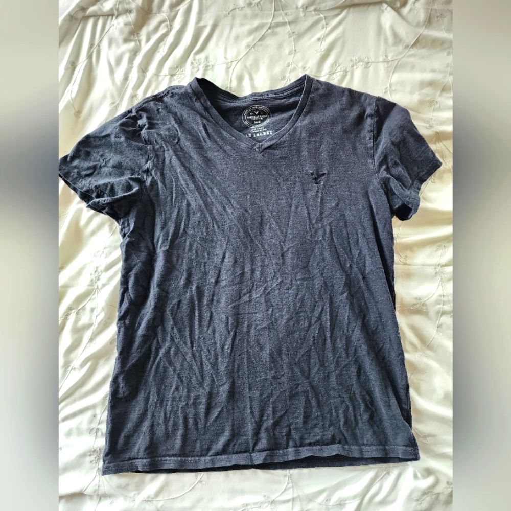 Grey tee